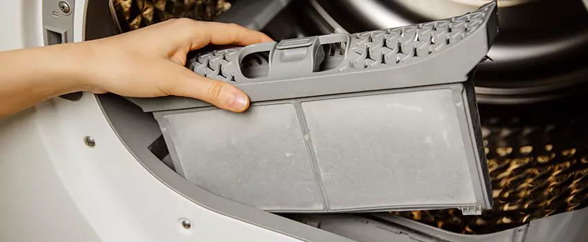 Signs Of A Clogged Dryer Lint Trap in Hercules, California